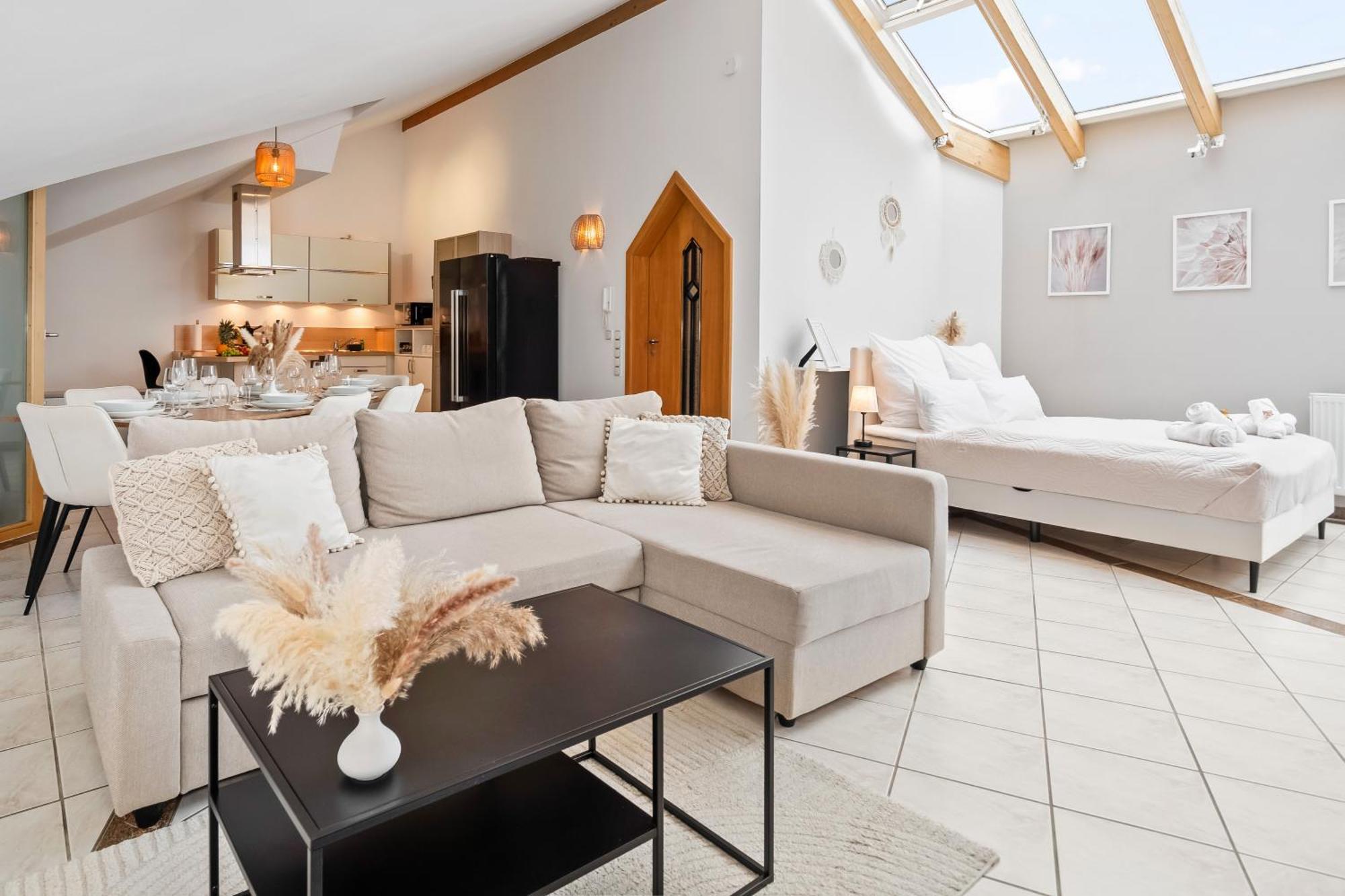 Stadtoase Fulda Mit Flair - Whirlpool, Balkon, 2Xparkplaetze, Highspeed Wlan Eksteriør billede